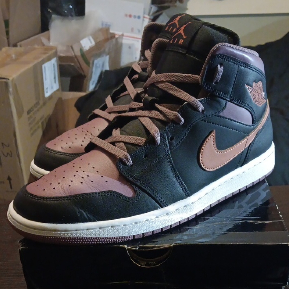 Jordan 1 Mid SE Black Sky J Mauve Mens 11.5 EUC W/OG BOX - Picture 2 of 10